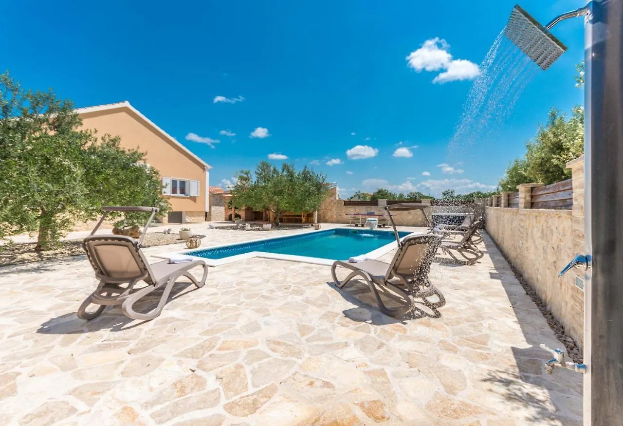 Polaca Villa Branko 0*,  קרואטיה