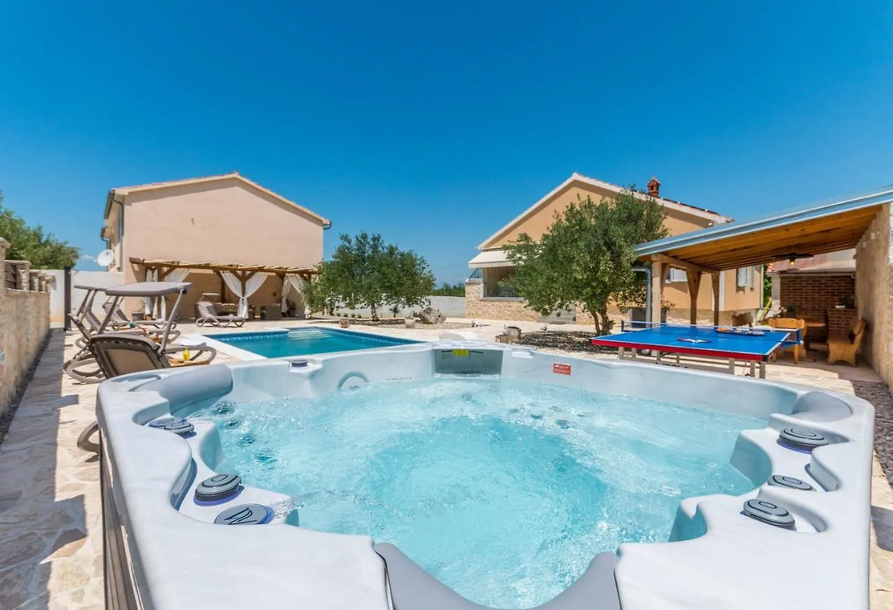 Polaca Villa Branko